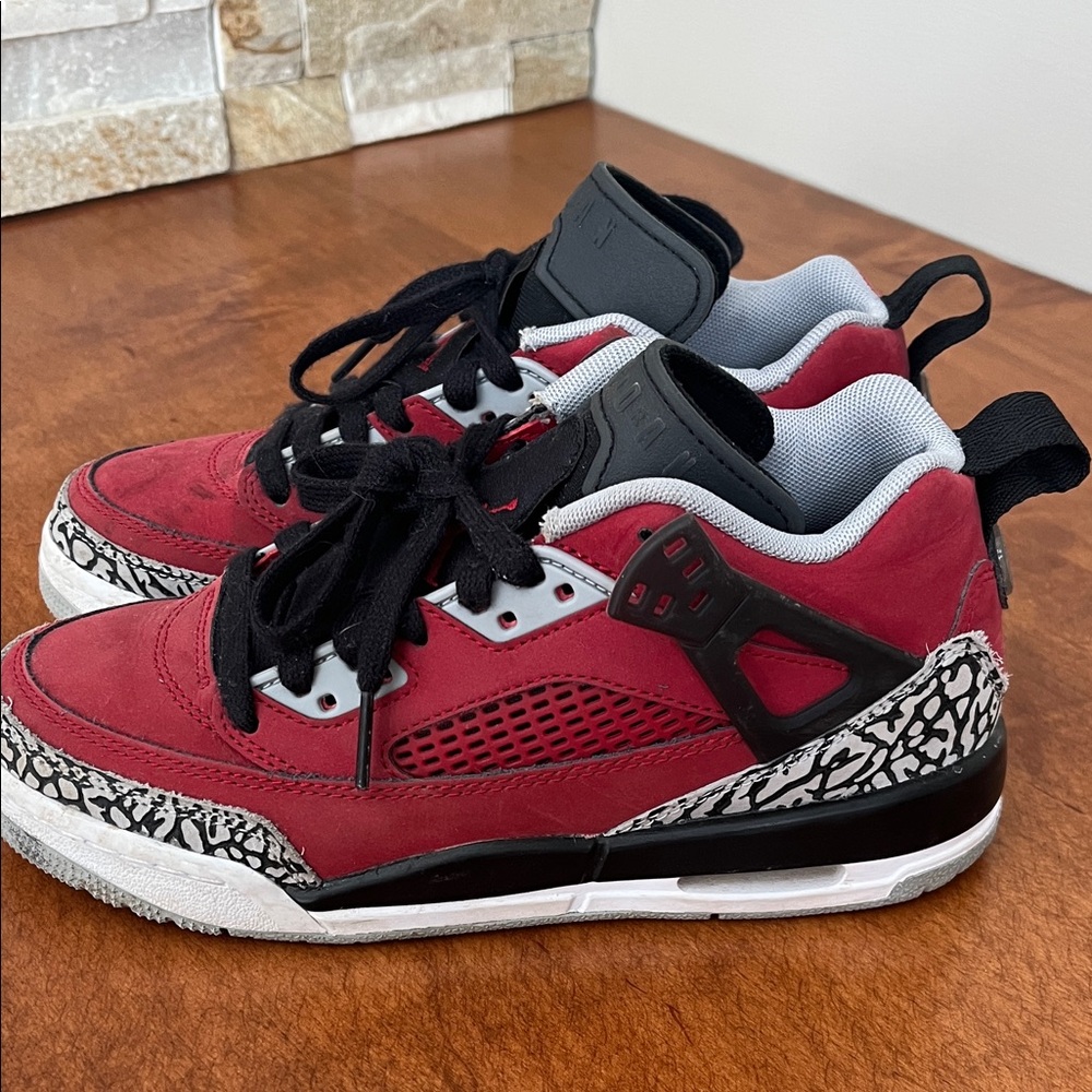 Nike Kids Red and Black Sneakers